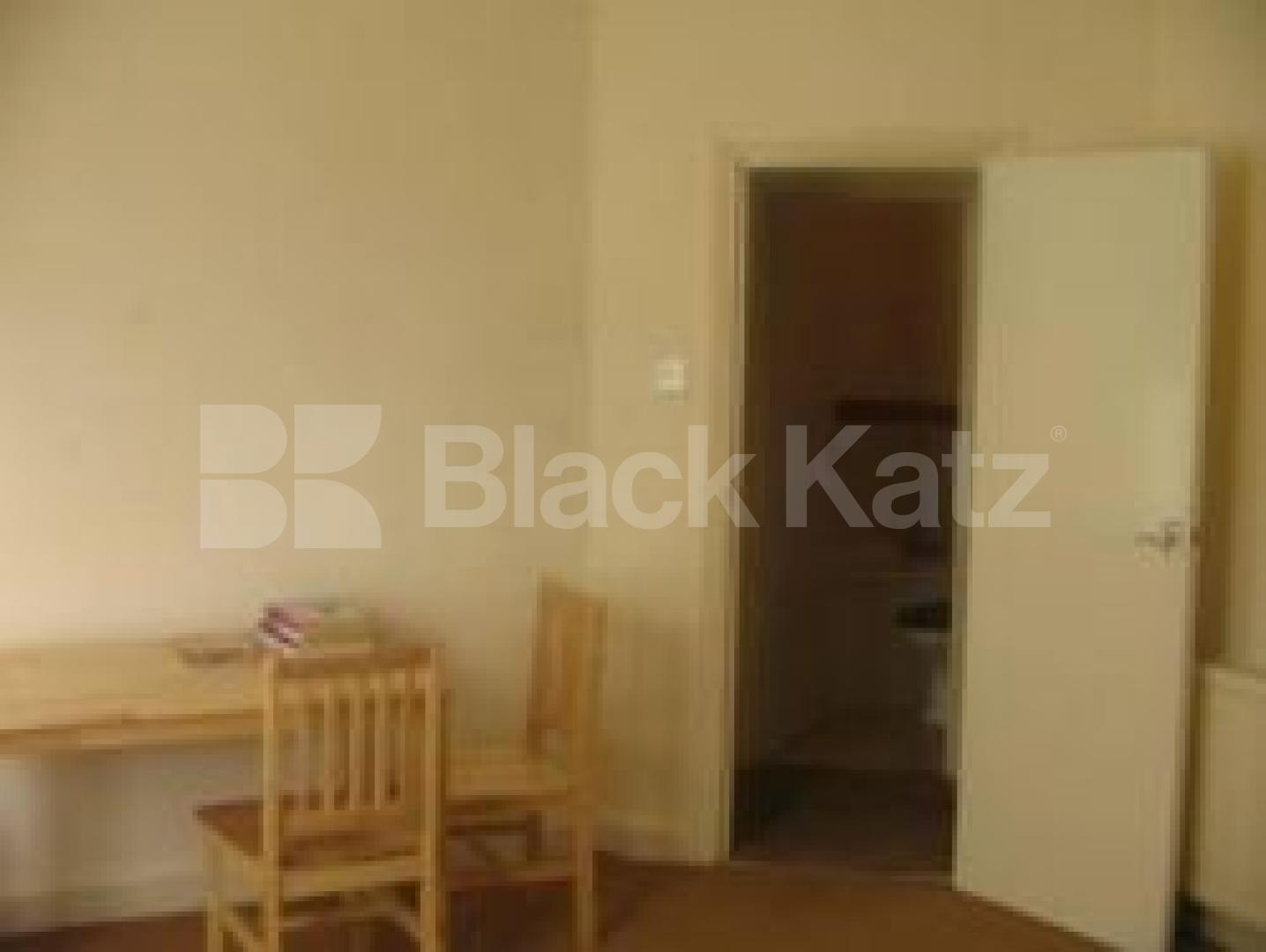 			1 Bedroom, 1 bath, 1 reception Semi-Detached House			 Canning Cresent, Wood Green